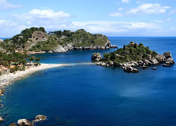 Baia Degli Dei Джардини-Наксос