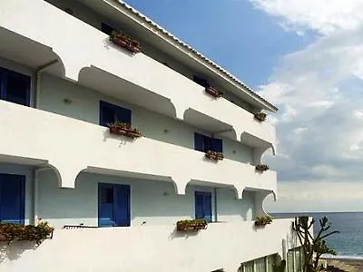 Апартаменты Baia Degli Dei Джардини-Наксос