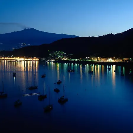 فندق Baia Degli Dei 3*