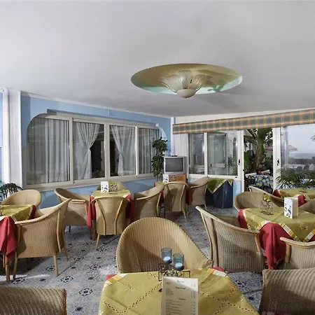 Baia Degli Dei Διαμέρισμα